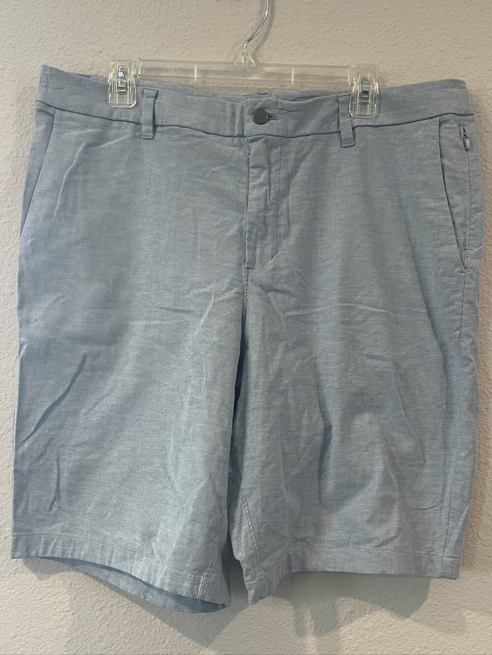 Lululemon Mens Classic Casual Blue Chambray Chino Golf Summer Shorts Size 36